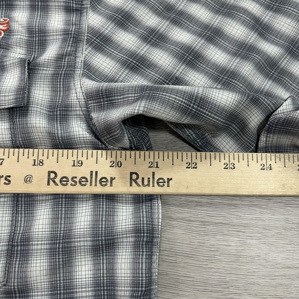 Simms Sierra Nevada Shirt Mens Small Gray Plaid Short Sleeve Fishing Vented - Picture 8 of 10